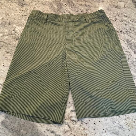 Nike Golf Shorts 32 - Picture 1 of 4